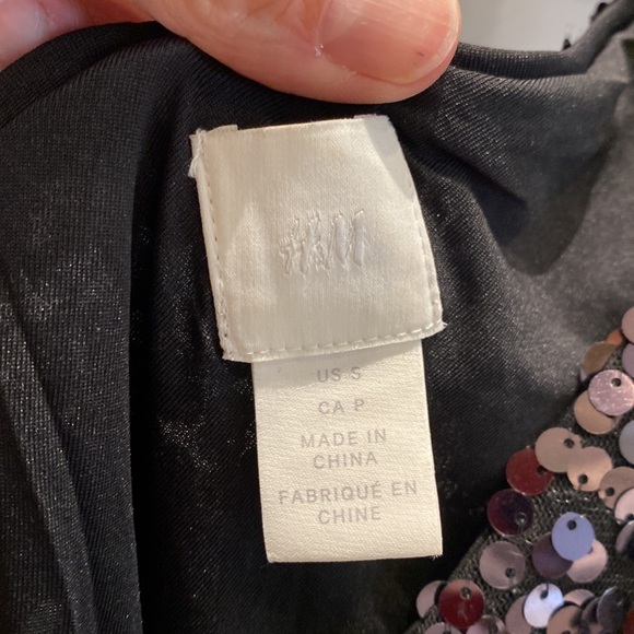 Sequined top - Picture 2 of 3